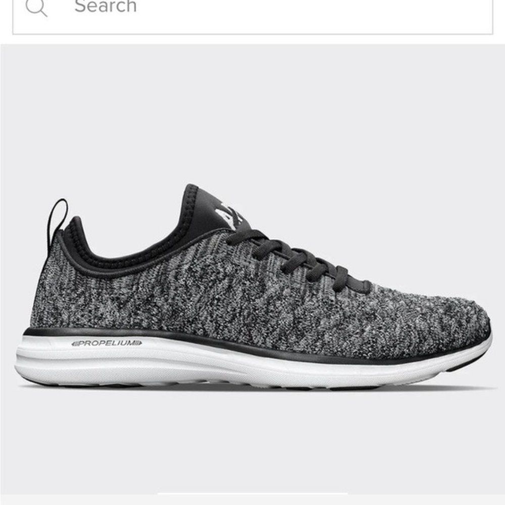 APL‎ Shoes